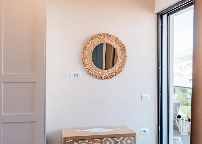 Blue Sea Apartment Sarande