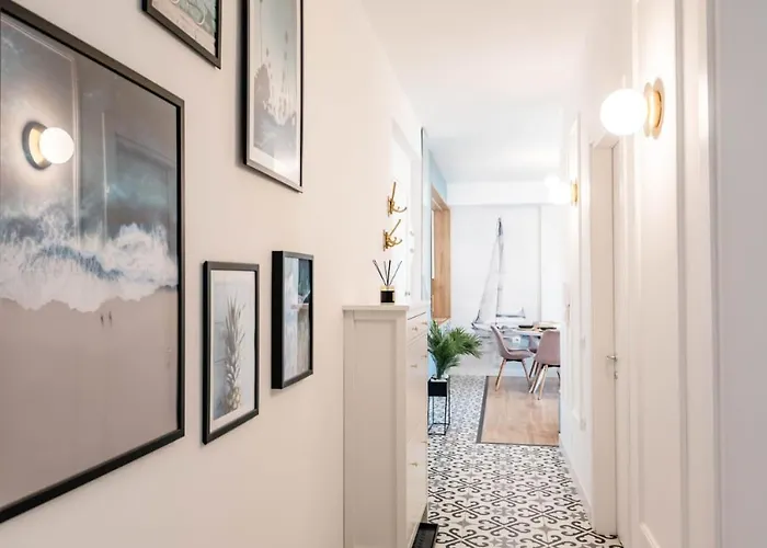 Blue Sea Apartment Sarande